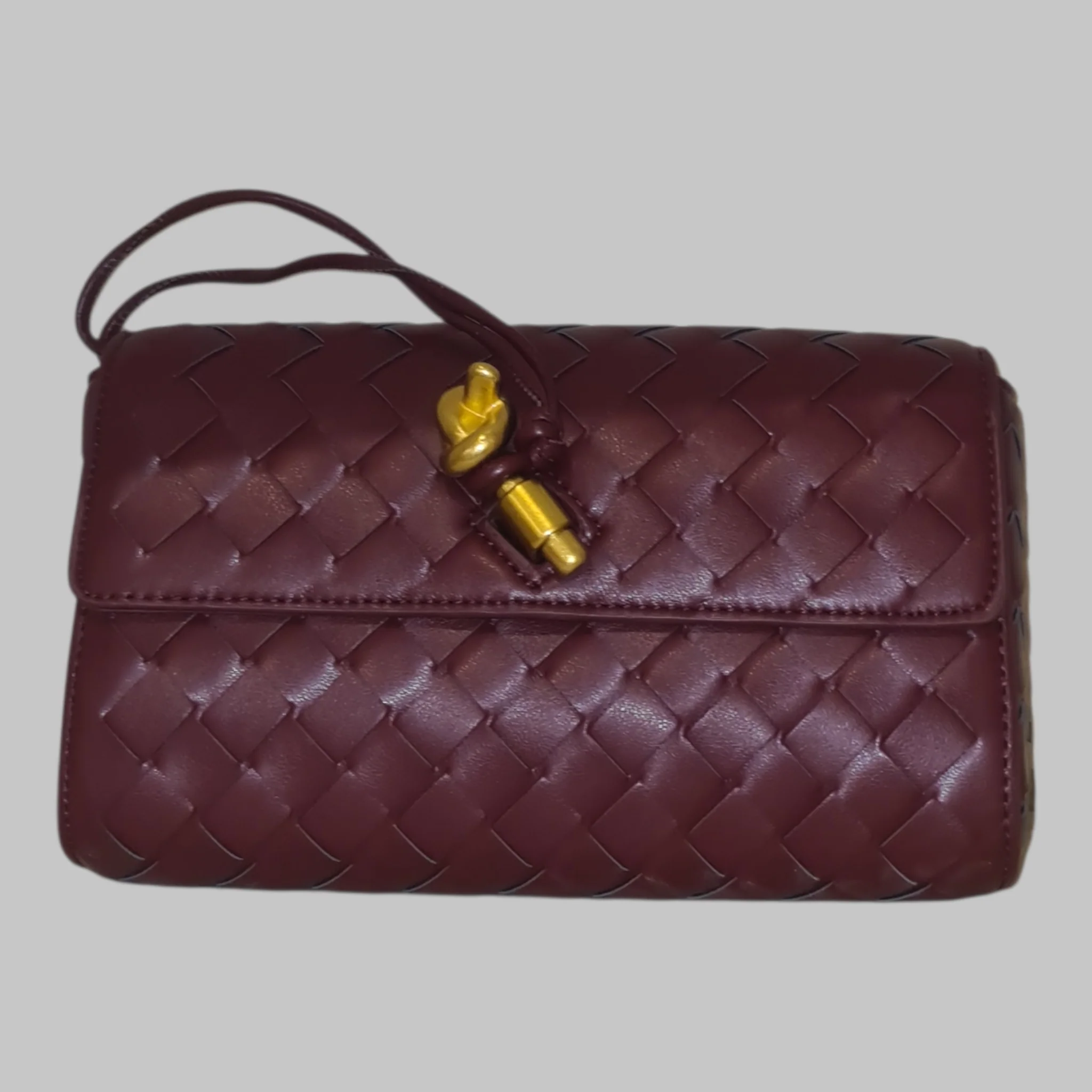 ALLIRA AND BARCELONA - Image 3